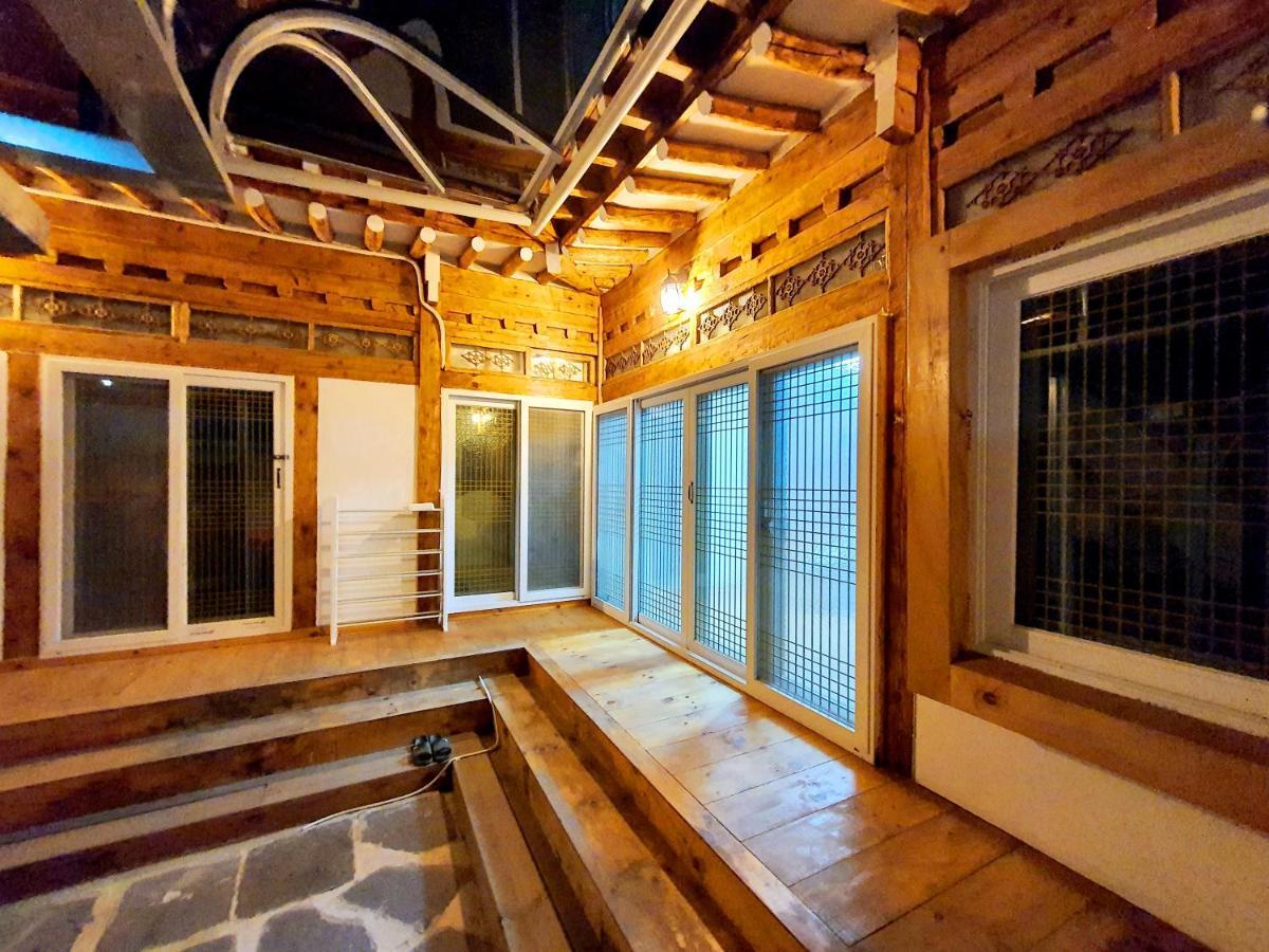 Hwangridangil Adamjeong Hotel Gyeongju Exterior photo