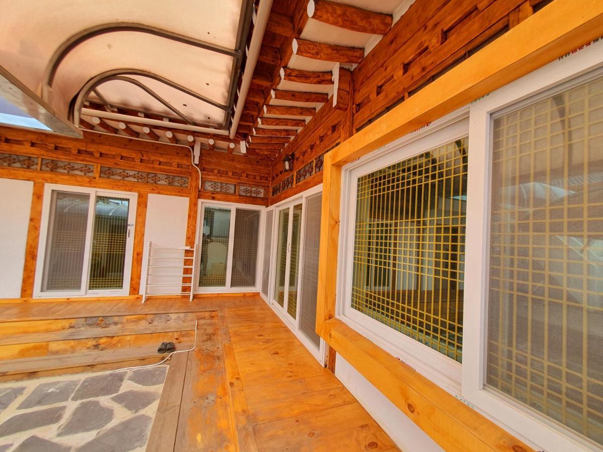Hwangridangil Adamjeong Hotel Gyeongju Exterior photo